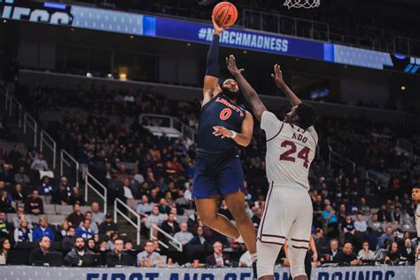 Liberty men’s basketball makes history in first NCAA Tournament victory ...