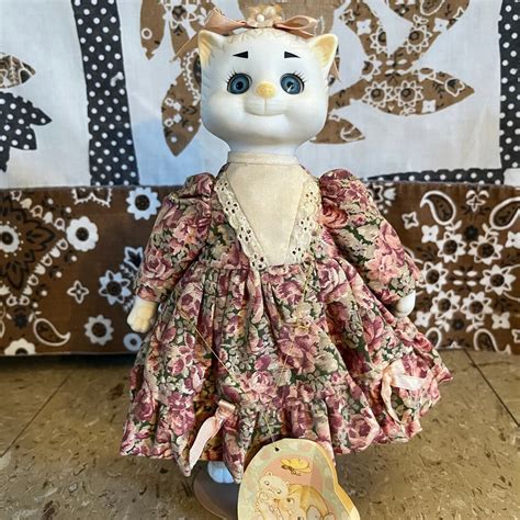 Floral White Cat Doll Cute Porcelain Vintage Holiday Gift For Cat Mom