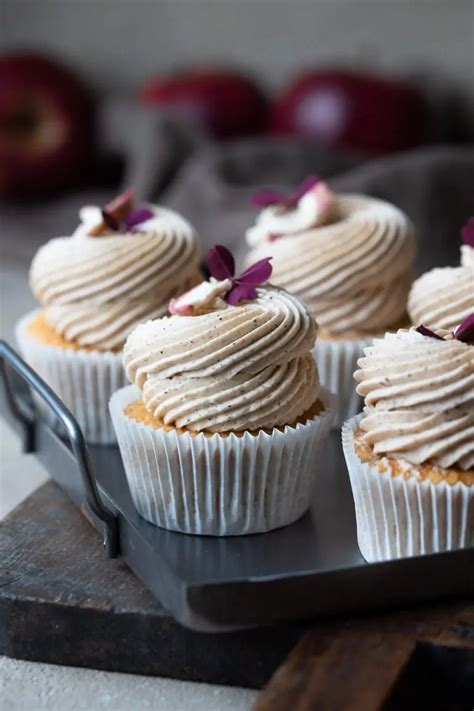 Krämer och frosting som är bra att spritsa Brinken bakar