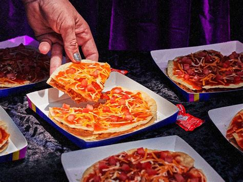 Pizza Hut Uses ‘italian Taco Hack To Mock Taco Bells Mexican Pizza