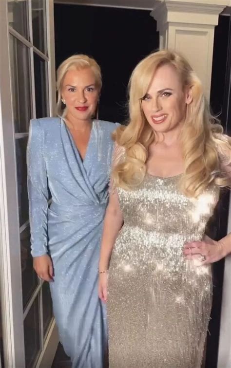 Rebel Wilson Reveals On Screen Lesbian Kiss Opened Her Heart To Dating Women Daily Star