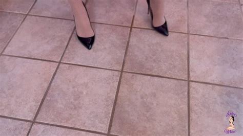 Nadia Vs Christina Pantyhose Sex Fight SINister Desires Clips Sale