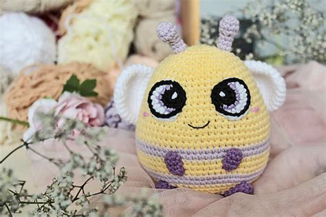 Ravelry Amigurumi Bumble Bee Pattern By Jelena Ohtina