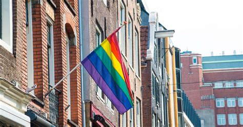 Best Gay Bars In Chicago Gay Lesbian LGBTQ Clubs Worth Visiting