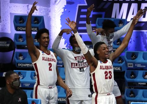 The Best Photos From Alabamas March Madness Win Over Iona