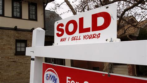 Homes selling faster as buyers outpace supply