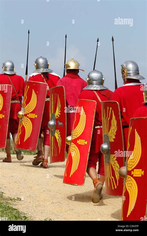 Roman Legion Marching Hi Res Stock Photography And Images Alamy