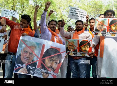 Jantar Mantar India 10th Apr 2015 Hindu Sena Activist Conducts