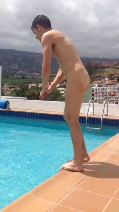 Str Guy Nude And Hart In Hotel Pool Ll Big Hunk Porn F Xhamster