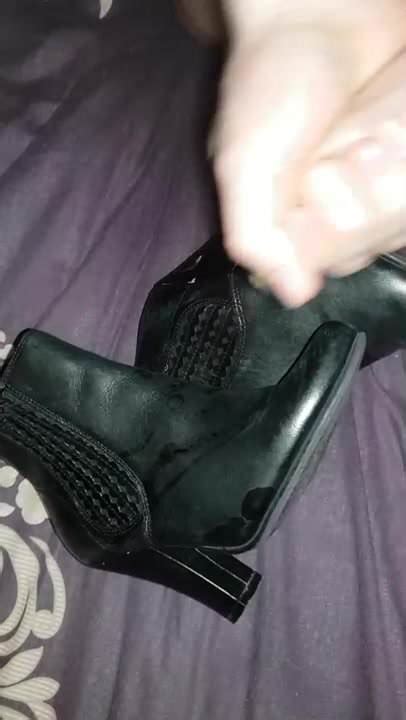 Lots Of Cum For K S Ankle Boots Gay Porn XHamster