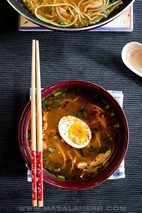 Yat Gaw Mein Soup With Chicken Yakamein