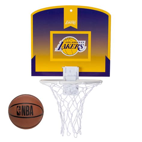 Basketball fans are divided over the lakers stadium name 17