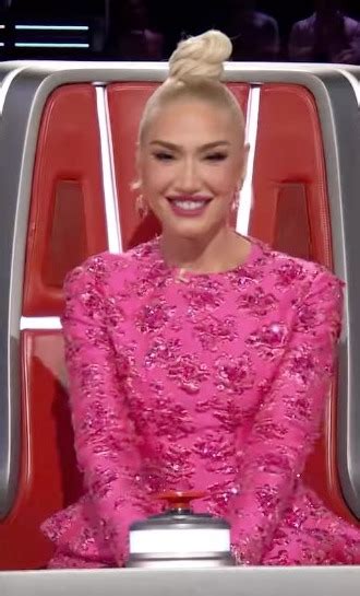 The Voice Fans Beg Gwen Stefani To Stop Messing With Her Face After