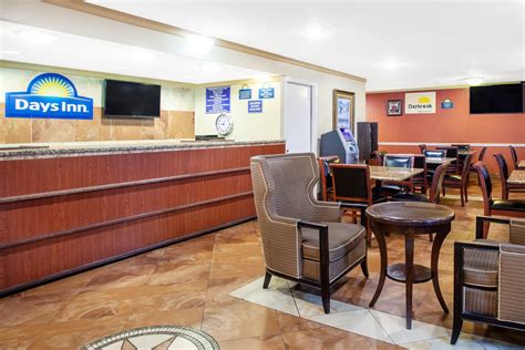 Days Inn By Wyndham Orlando Downtown Orlando Fl Hotels