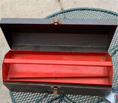 Homak Model 819 Tool Box Lil Dusty Online Auctions All Estate
