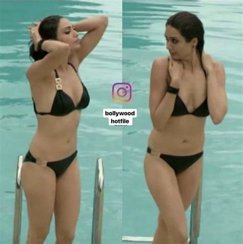 Karishma Kapoor Bikini Photo