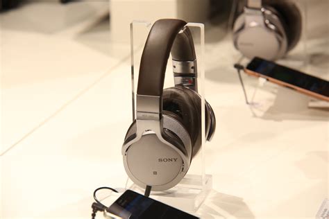 Gambar : musik, teknologi, alat, tech, headphone, sony, perlengkapan ...