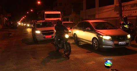 G Manifestantes Liberam Via E Fluxo De Ve Culos Segue Na Br