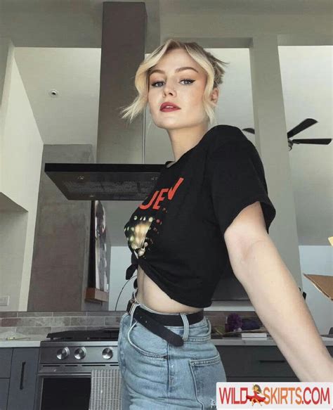 Kallmekris Nude Leaked Photos And Videos Wildskirts