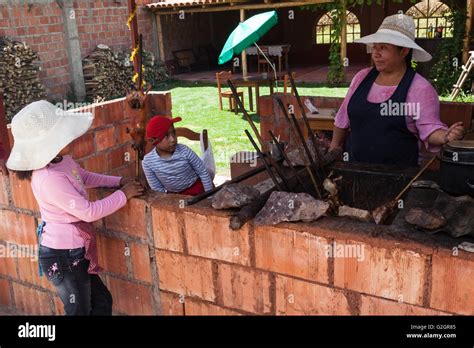 Roasted guinea pig peru hi-res stock photography and images - Alamy