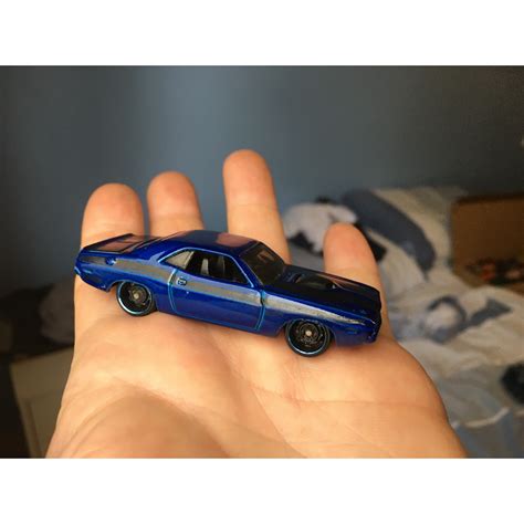 Hot Wheels Dodge Challenger Carro Muslce Car Anos Shopee Brasil