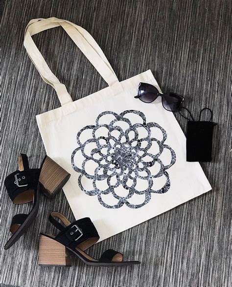 How To Decorate A Tote Bag With Iron On Vinyl Directions