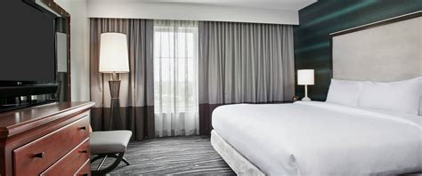 Embassy Suites Hotel Near Orlando Airport
