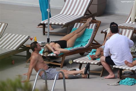 Lydia Bright Nude OnlyFans Leaks Fappening FappeningBook