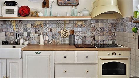 Monopole Antique španělské obklady s historickými motivy