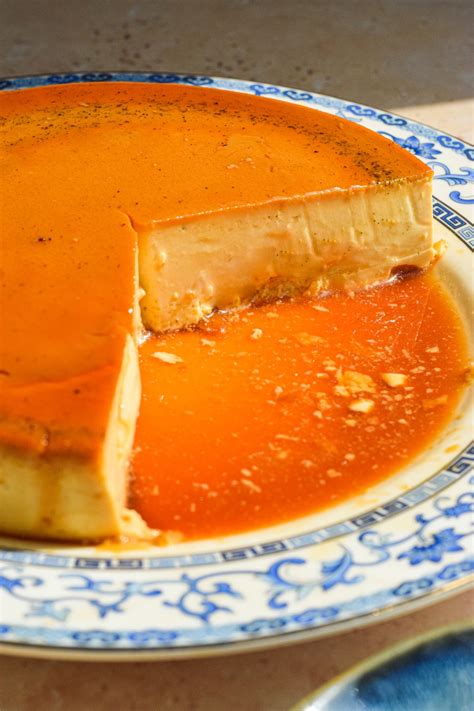 Creamy Crème caramel Custard with Amaretti