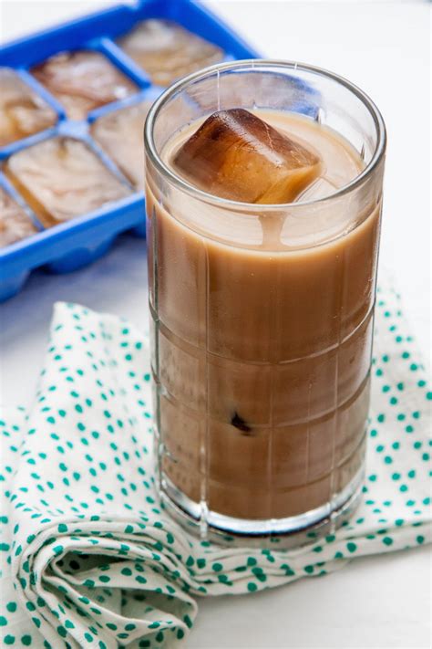 Coffee Ice Cubes Will Keep Your Iced Coffee Strong ’Til the Last Sip