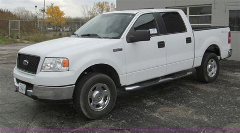 ford  xlt crew cab pickup truck  springfield il item