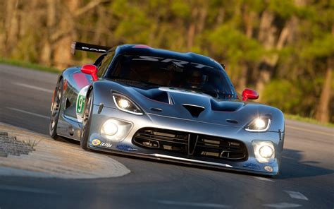 Chrysler Nixes Viper Gts R Racing Program After Huge Win