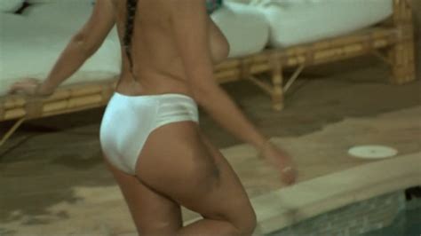Nude Video Celebs Serena Grandi Nude Francesca Dellera Sexy Roba Da Ricchi 1987