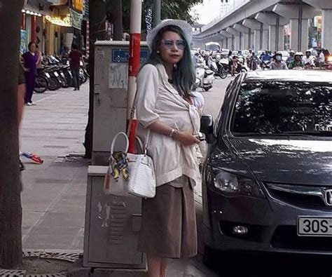 Toàn cảnh vụ Bella Từ hot girl quỵt tiền đến bà mẹ hút thuốc bị tố ngược đãi con trai cuối