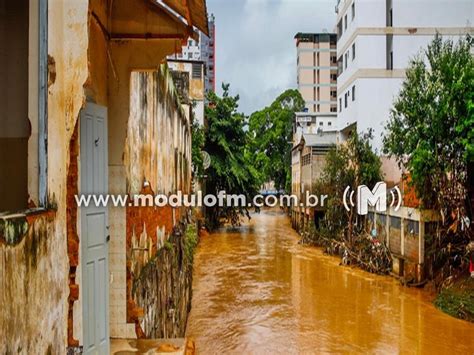 Chuvas Em Minas Deixam Cidades Em Estado De Emerg Ncia E Mortos