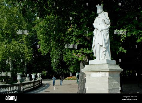 Paris, FRANCE - French Queens Statues in "Luxembourg Garden", "Jardin ...