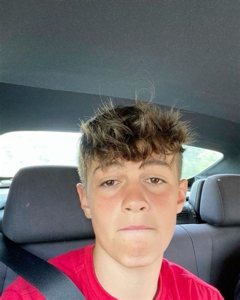 Pin by Mateo on Épingles créées par vous Blonde guys Cute blonde guys Cute guys snaps