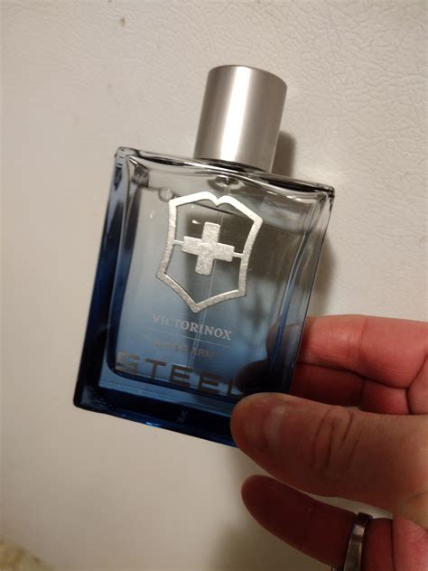 Got my first Victorinox Fragrance, smells amazing : r/victorinox