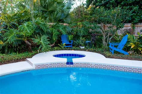 4 Common Hot Tub Issues And How To Fix Them Florida Luxury Pools