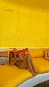 INSTA Kendall Jenner Wearing A Bikini By A Pool 01 20 21 Phun Org Forum