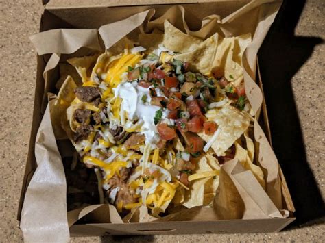 A Look At Taco Bells 5 Steak Nachos Box