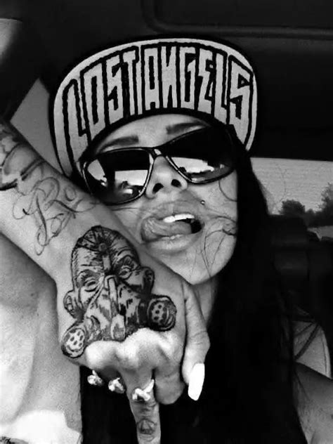 Lindas Fotos De Perfil Para Chicas Gangsta Tattoos Life Tattoos Hand