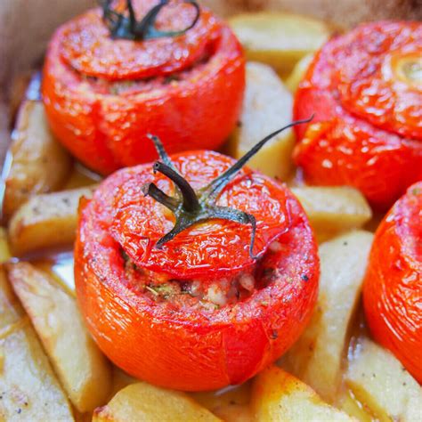 Tomatoes Stuffed With Rice Carolines Cooking