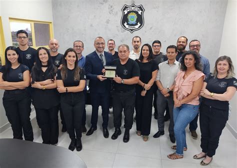 Em despedida direção da Agepen homenageia primeiro diretor geral da