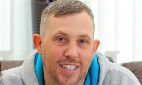 Tesco Shopper Arrested After He Changed Wallpaper Image On Display IPad To Hardcore Porn Daily