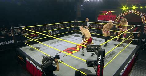 Tna needs to fix this every single week when the cameras switch from ...