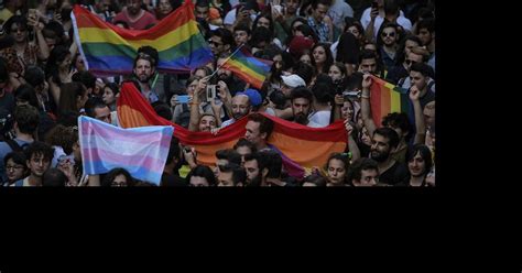 Gay Pride στην Κωνσταντινούπολη παρά την απαγόρευση των Αρχών