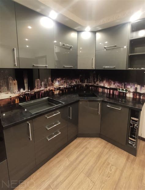 Скинали для кухни из стекла с видом на гавань в Дубае в Минске