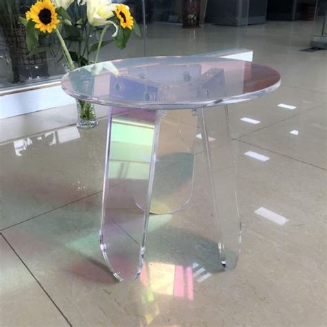 Round Lucite Coffee Table Factory - Modern Sculpture Artist